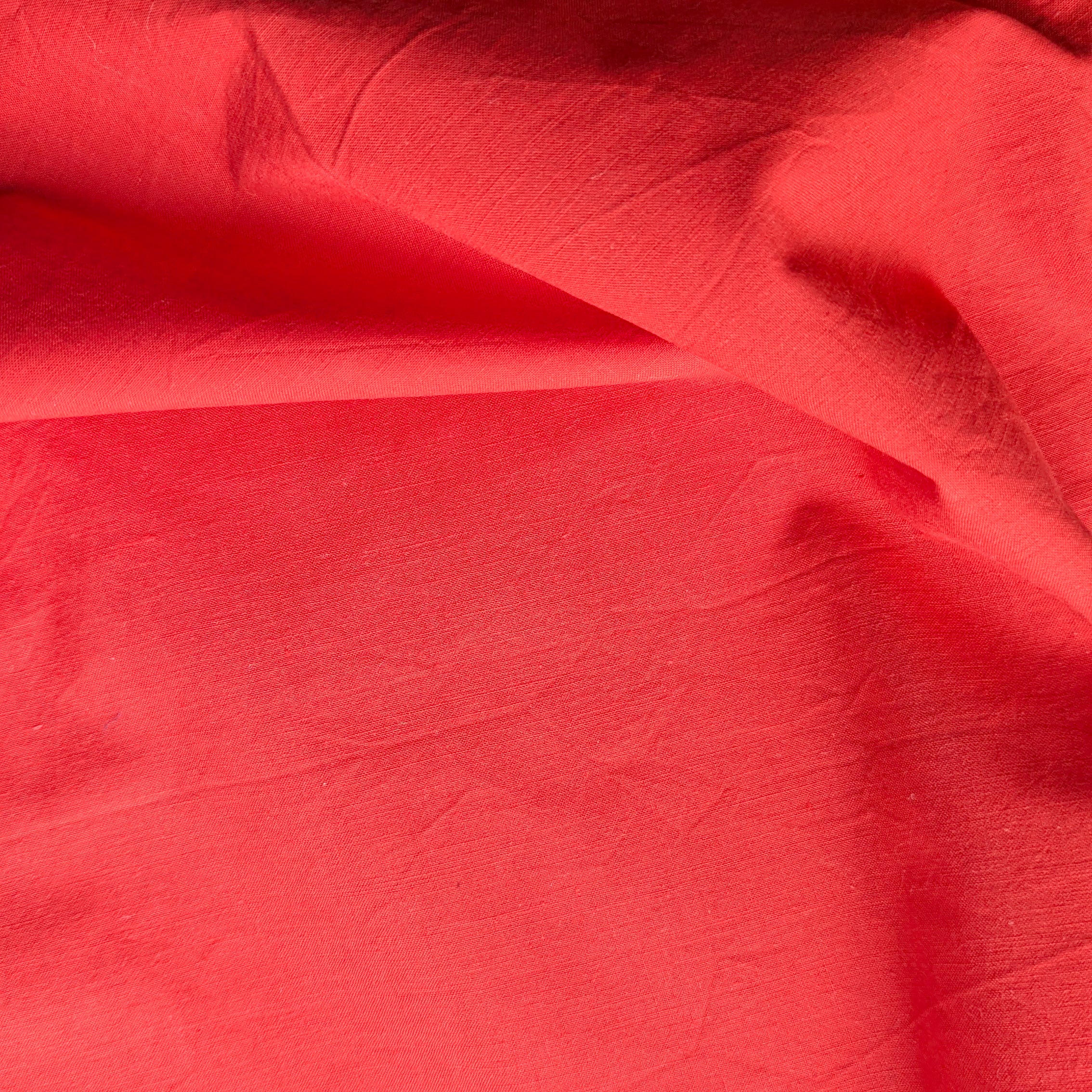 Seconde main: rouge