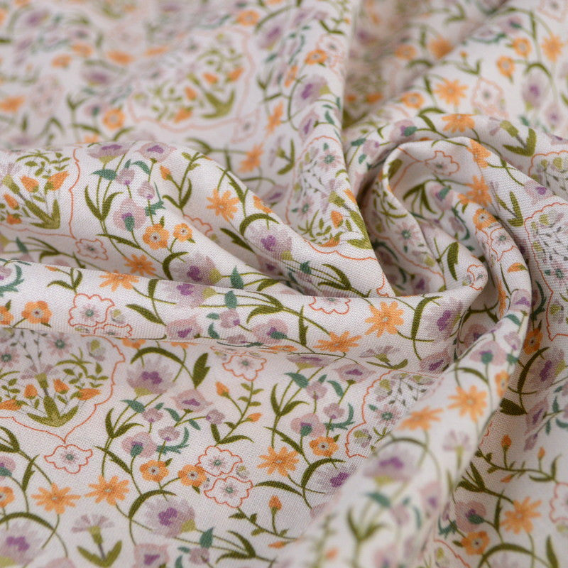 Fleurs violettes et moutardes