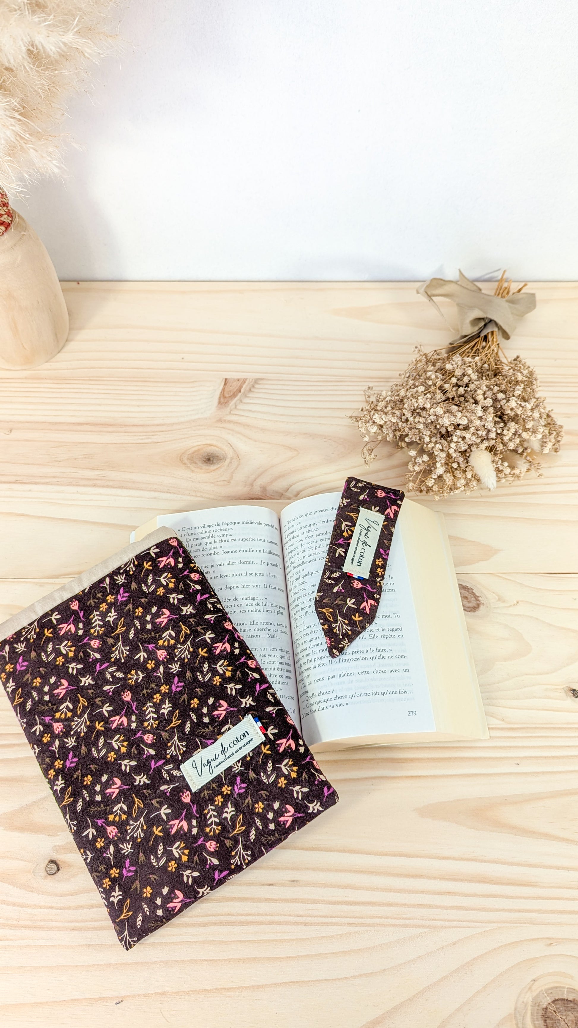 Pochette à livre Fleurs fond cacao
