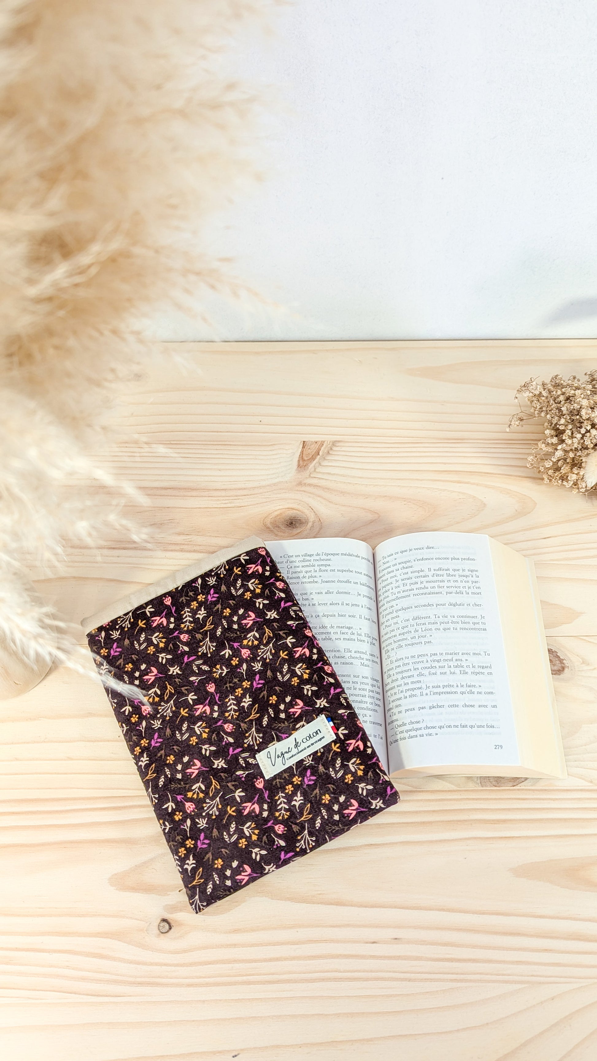 Pochette à livre Fleurs fond cacao