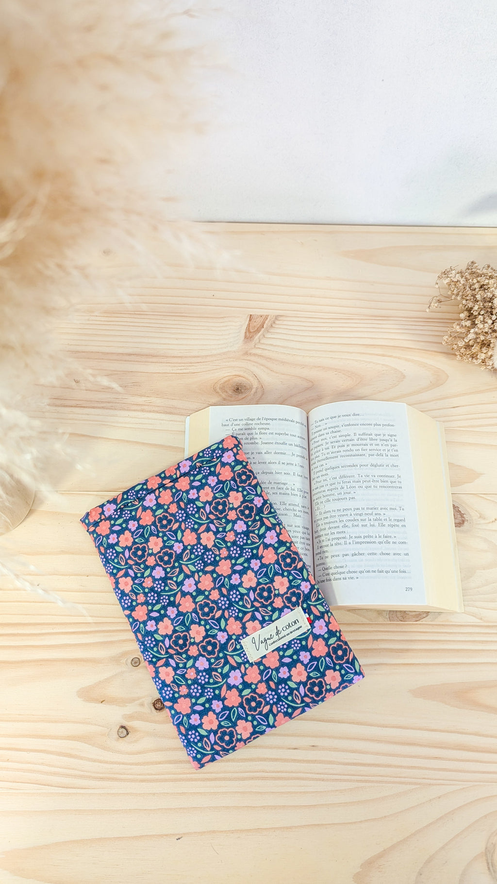 Pochette à livre bleu corail