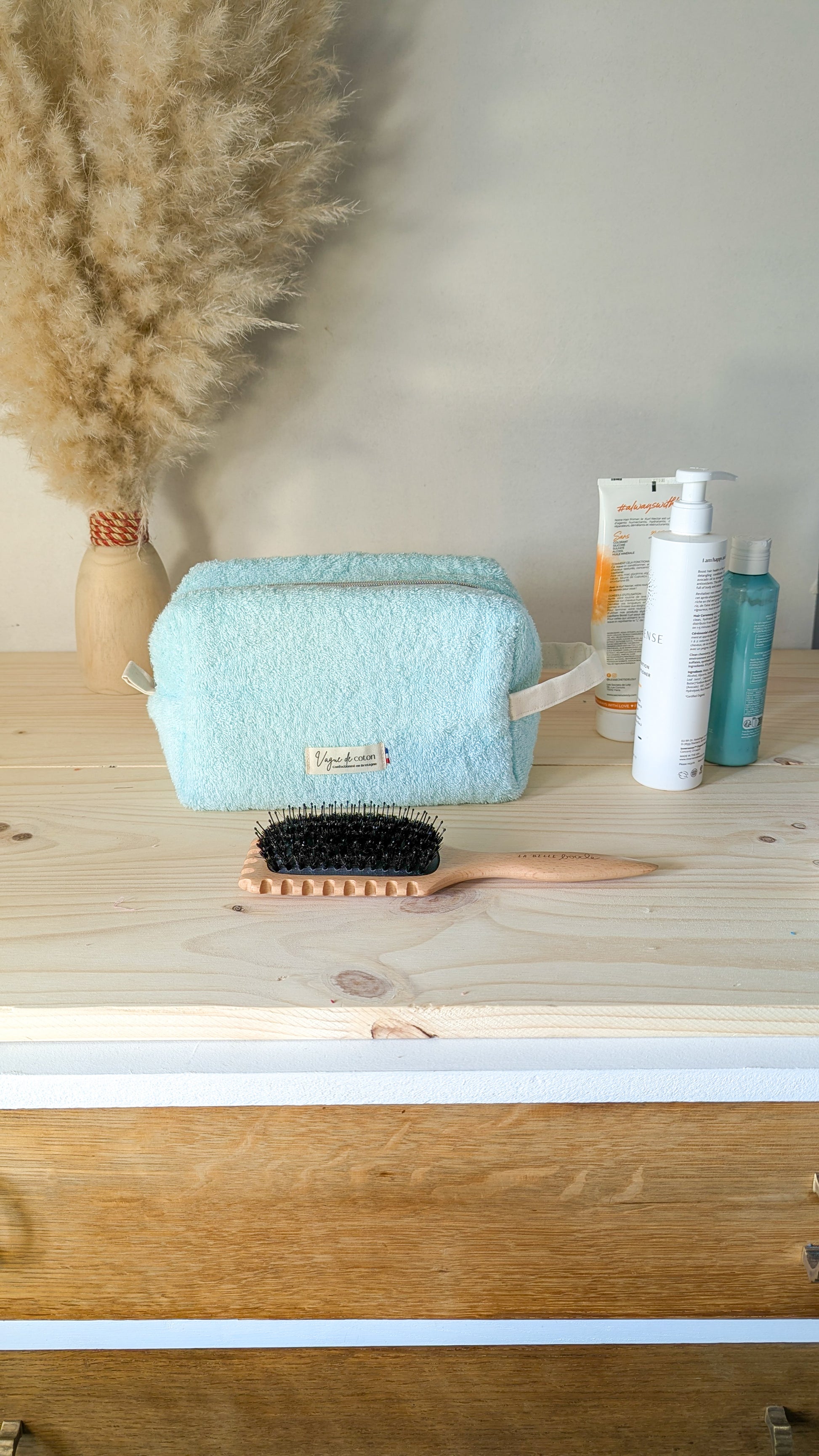 Grande trousse de toilette en éponge - plusieurs coloris