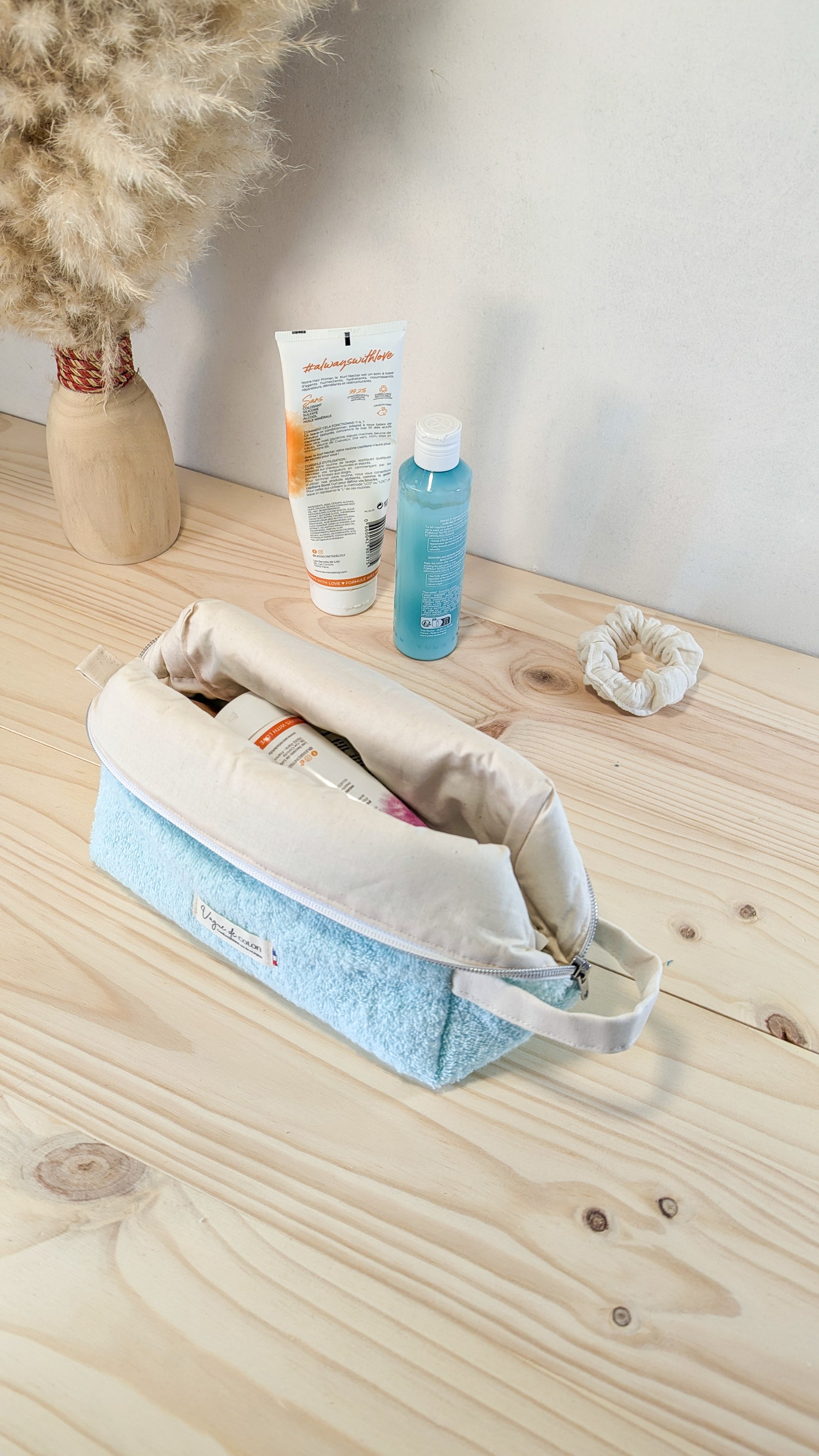 Grande trousse de toilette en éponge - plusieurs coloris