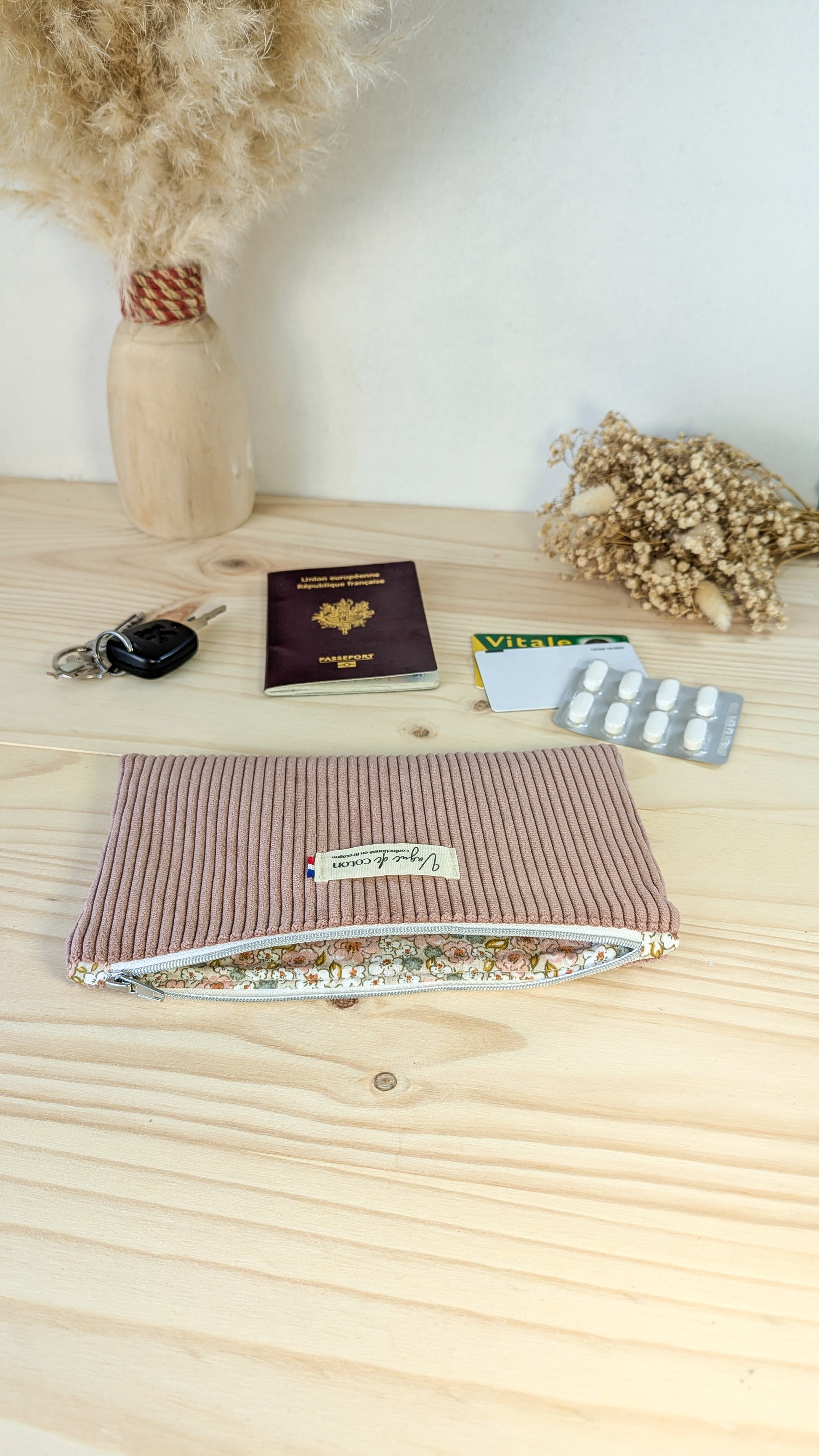 Pochette plate taille M - plusieurs coloris