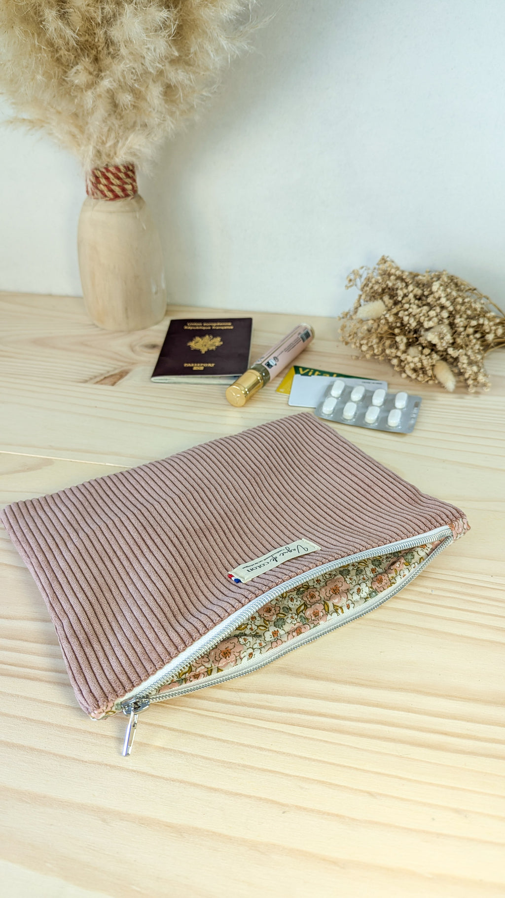 Pochette plate taille L - plusieurs coloris