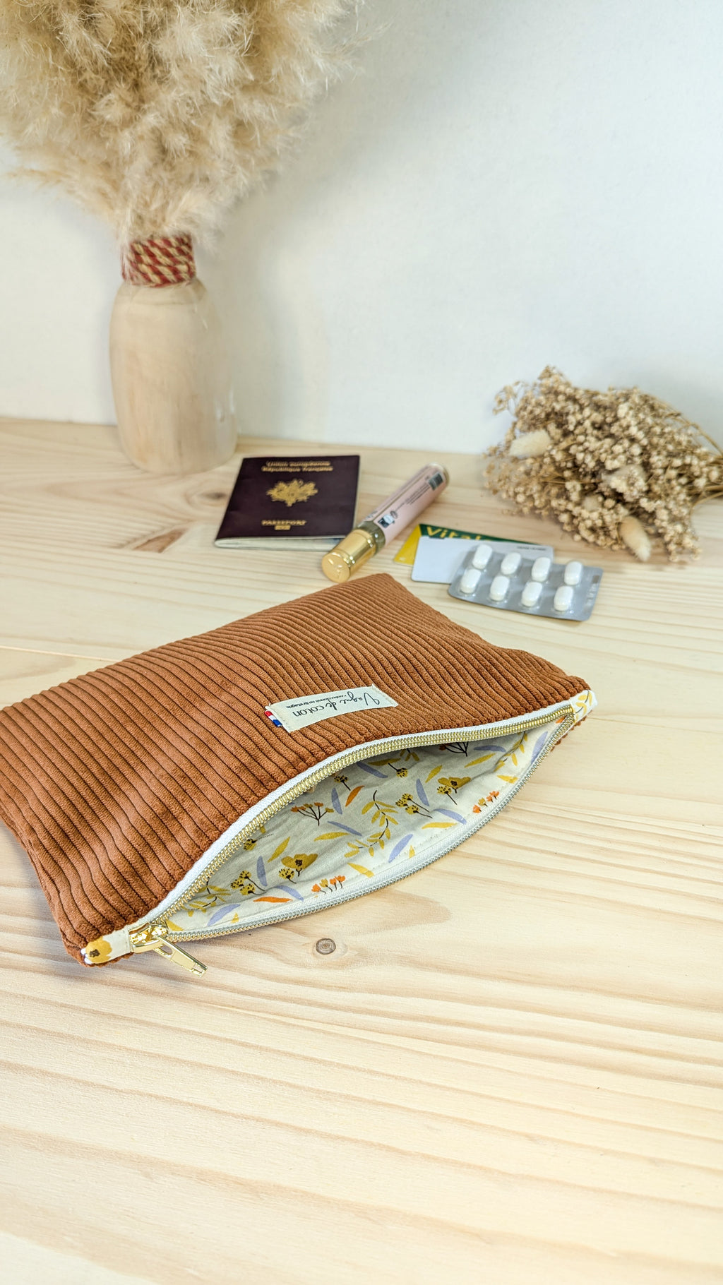 Pochette plate taille L - plusieurs coloris
