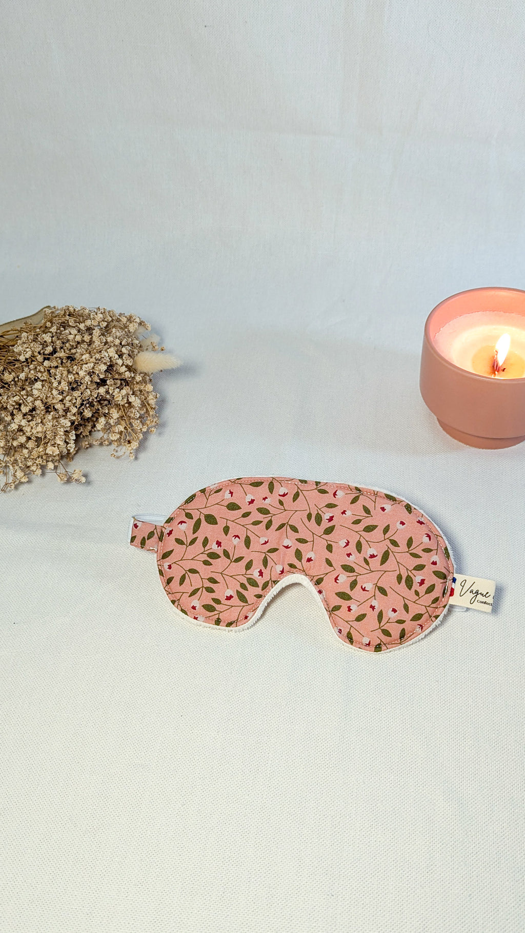 Masque de nuit fleuri rose