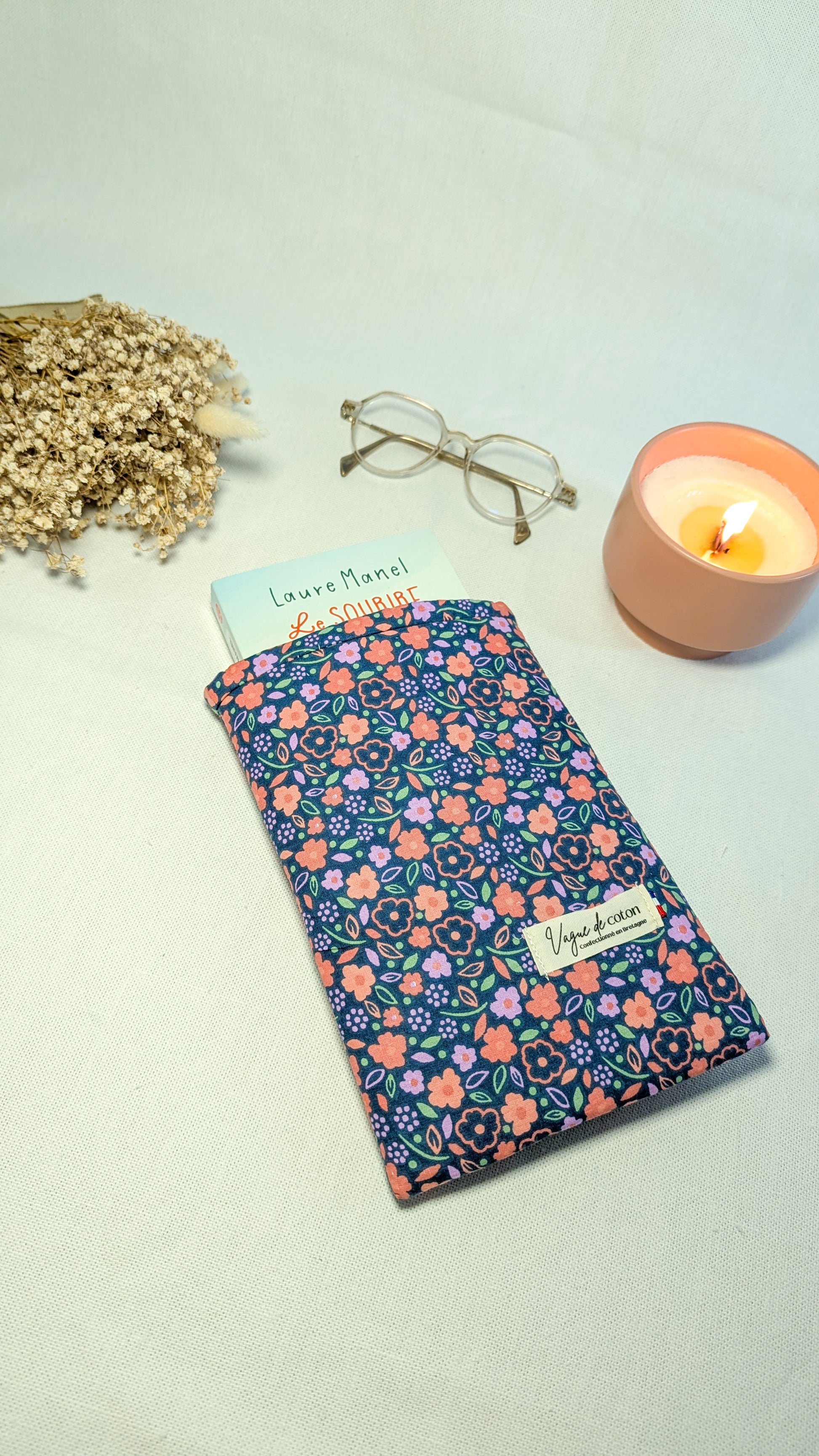 Pochette à livre bleu corail