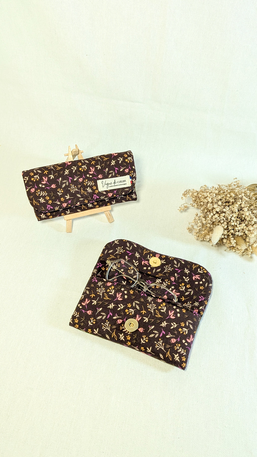 Etui à lunettes Fleurs fond cacao