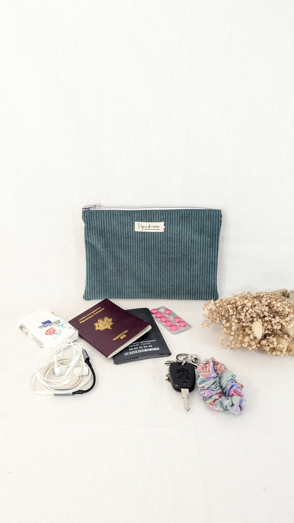 Pochette plate taille L - plusieurs coloris