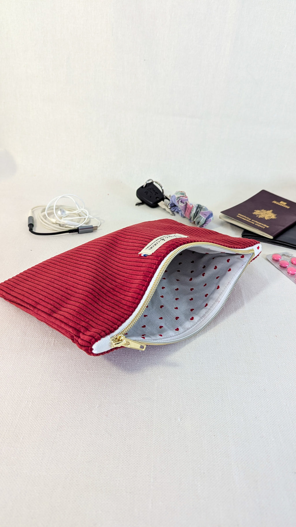 Pochette plate taille L - plusieurs coloris