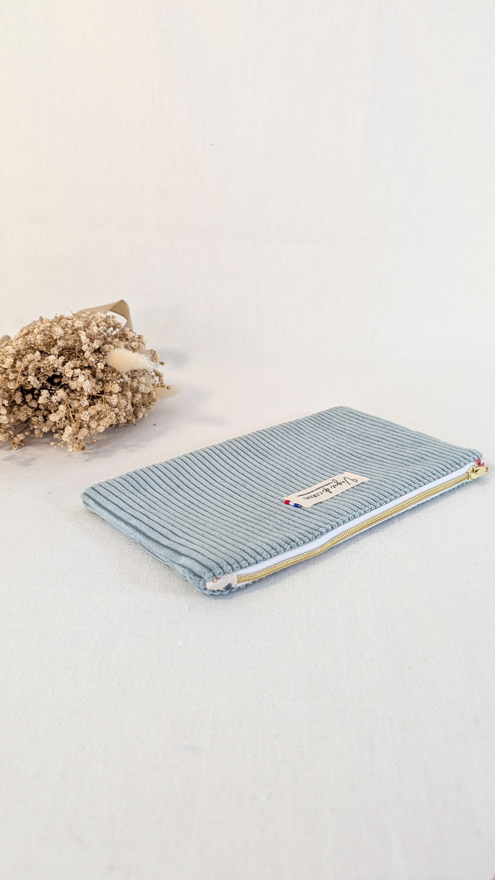 Pochette plate taille M - plusieurs coloris