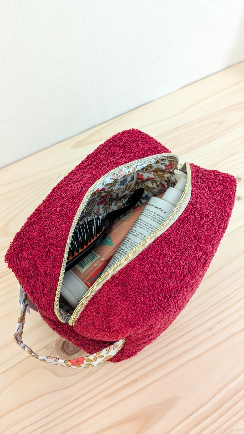 Grande trousse de toilette en éponge