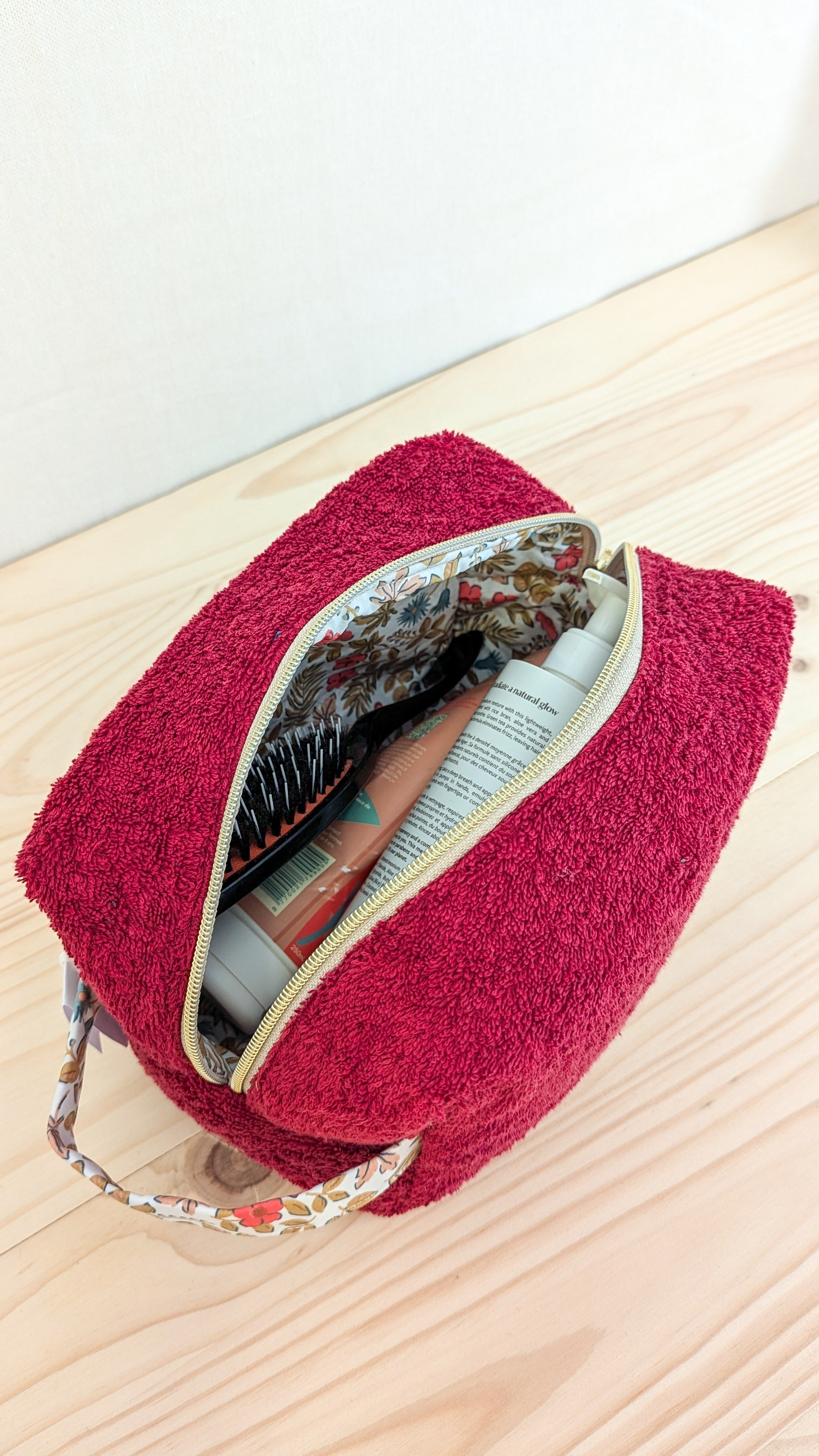 Grande trousse de toilette en éponge