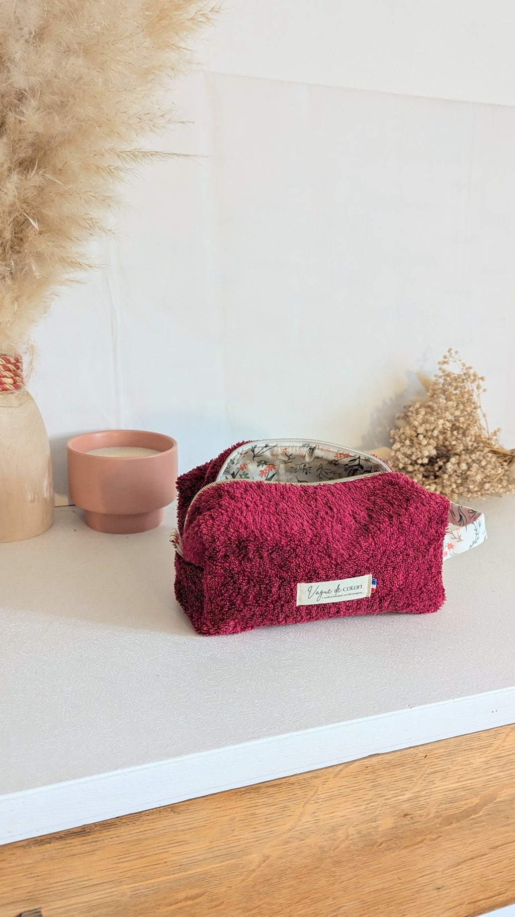 Petite trousse de toilette en éponge