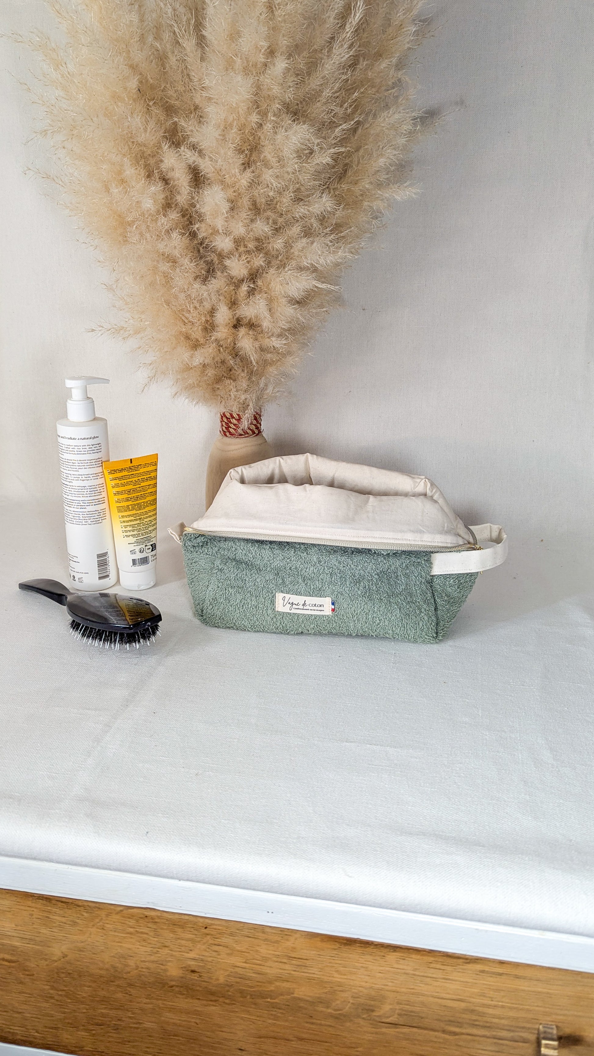 Grande trousse de toilette en éponge