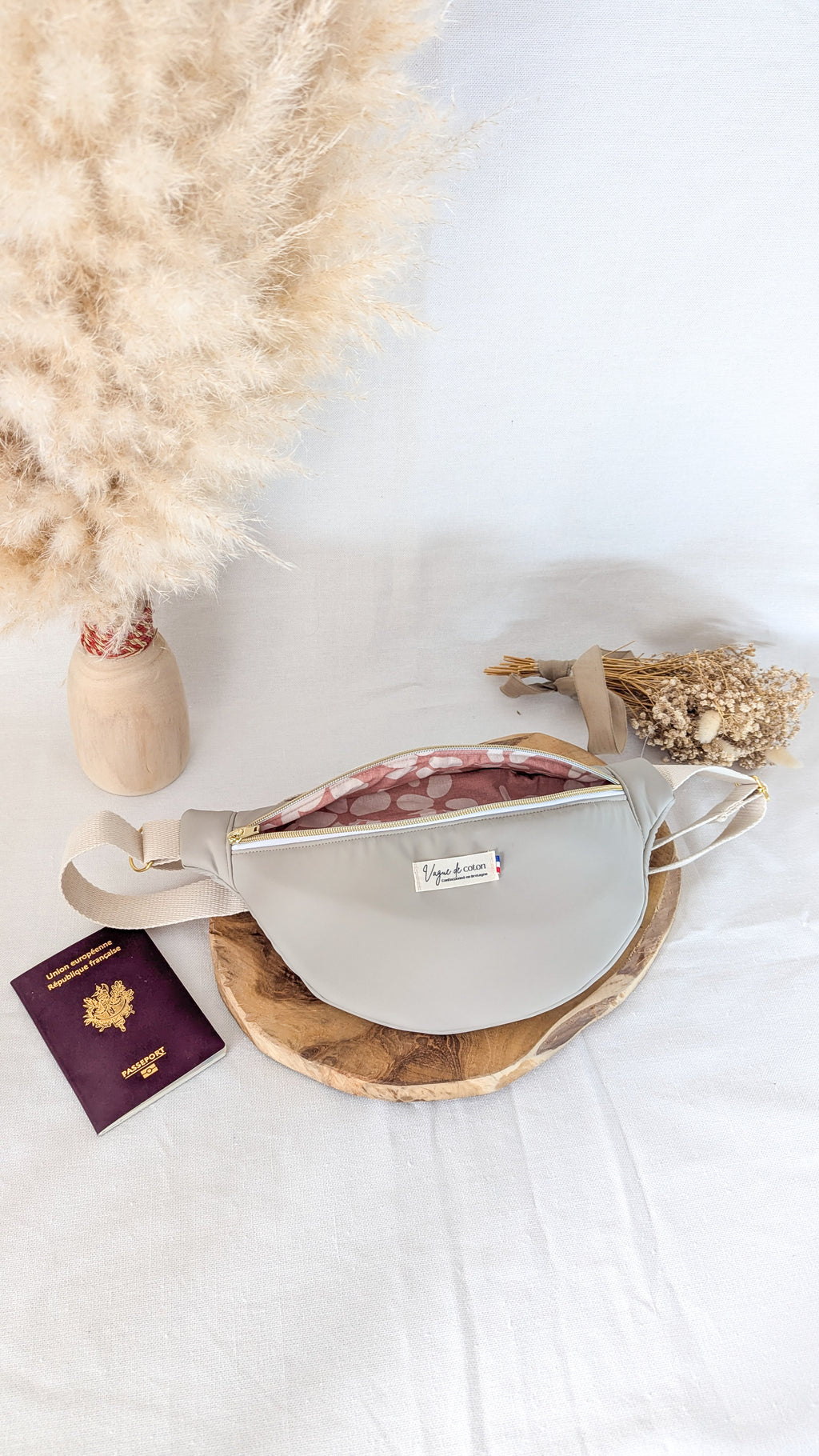 Sac banane déperlant avec poche arrière - plusieurs coloris