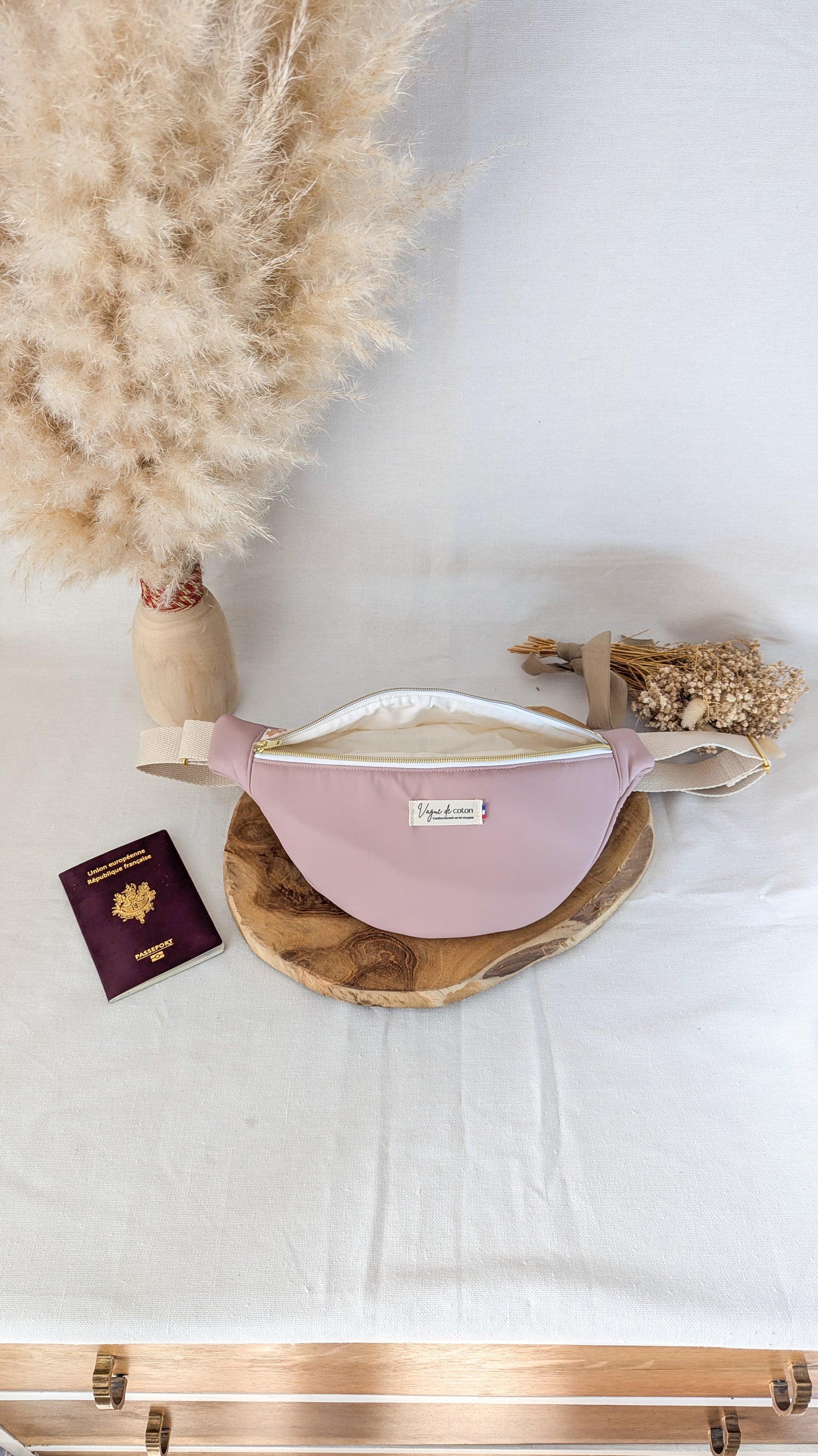 Sac banane déperlant avec poche arrière - plusieurs coloris