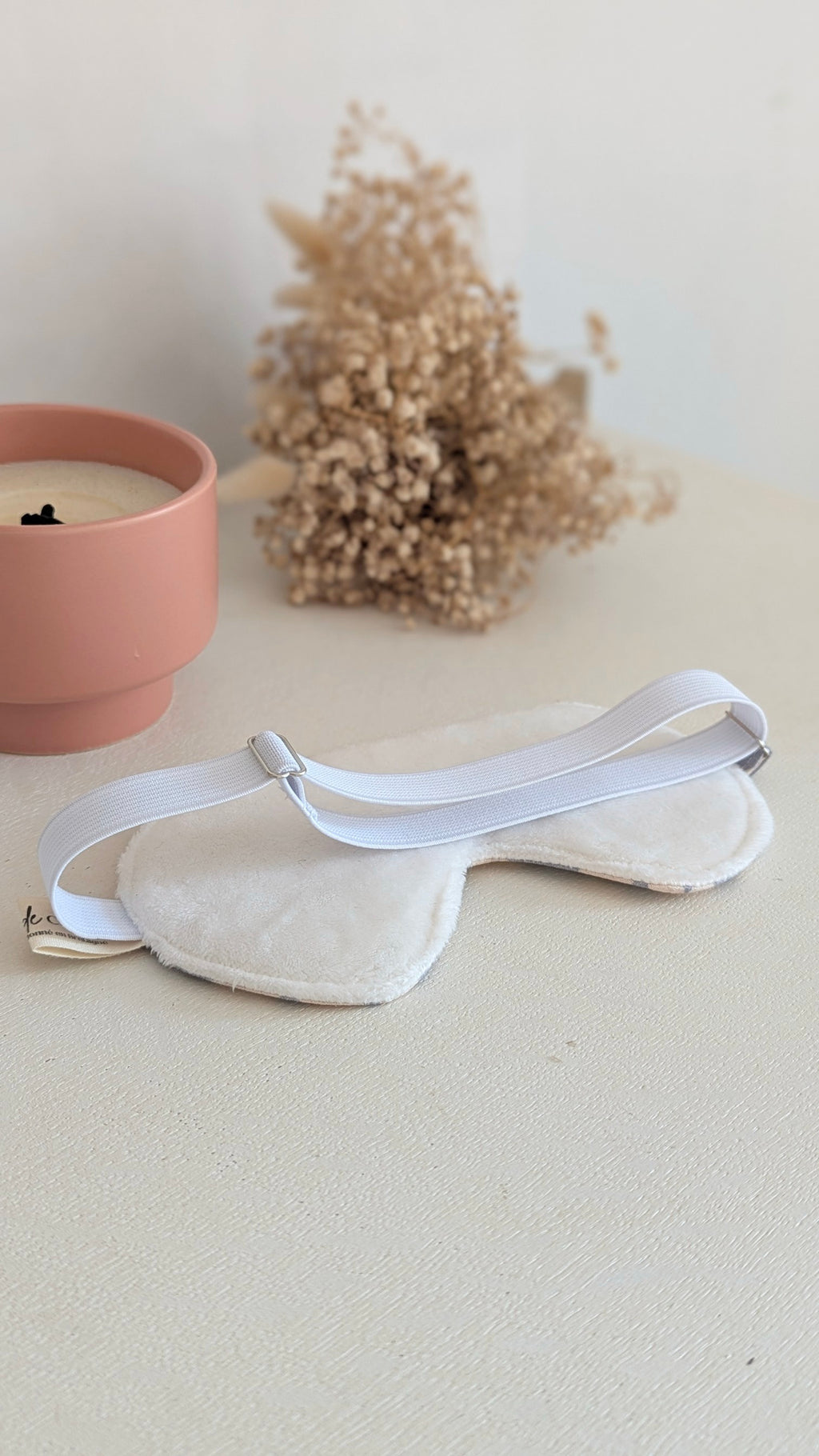 Masque de nuit Fleurs rose fond marine