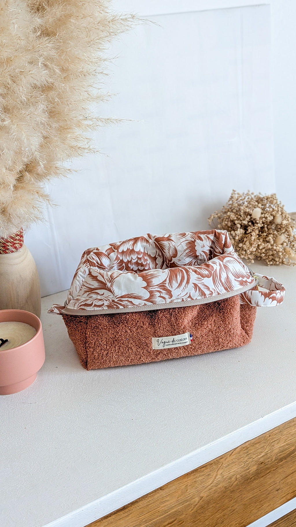 Grande trousse de toilette en éponge