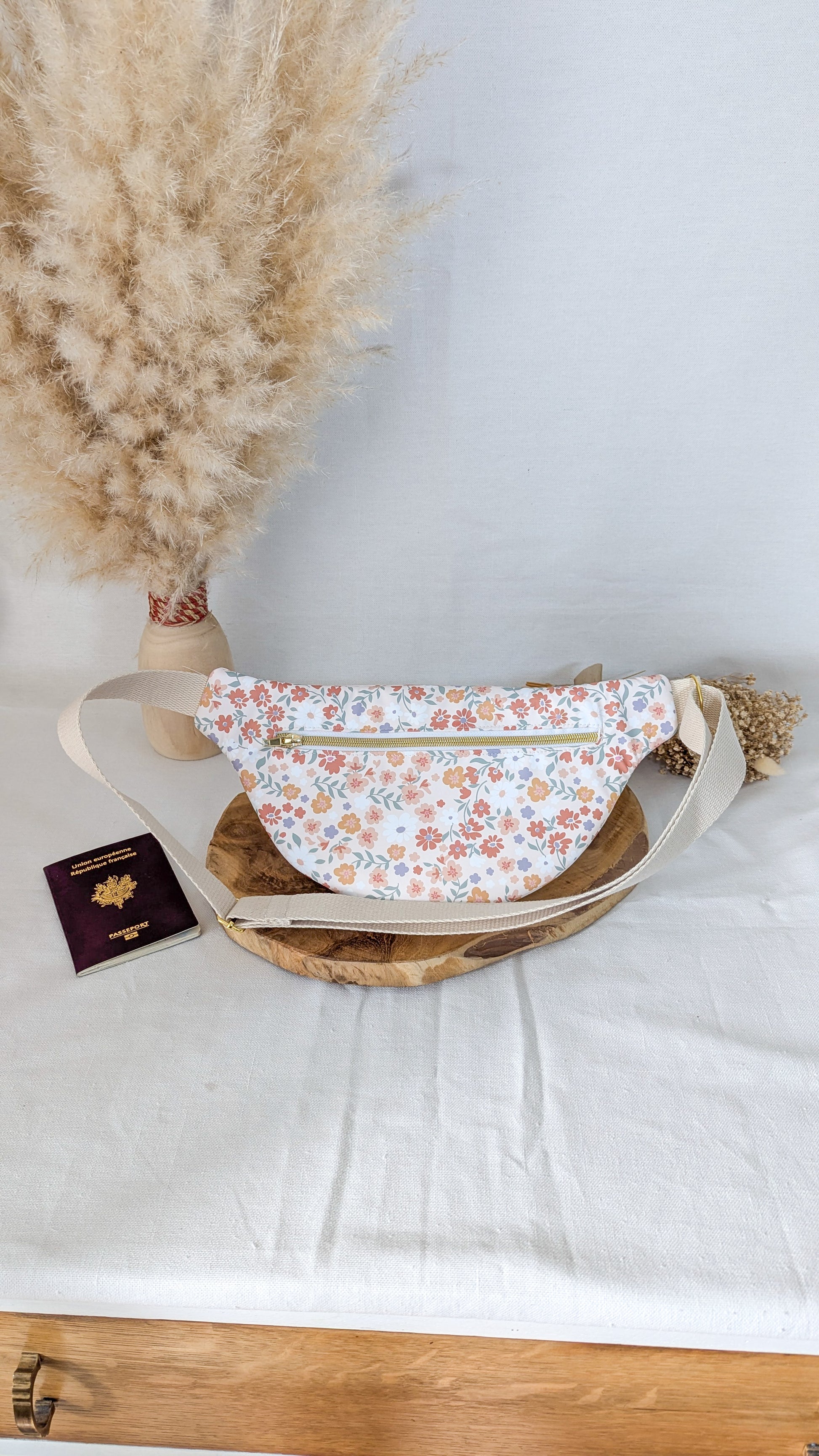 Sac banane déperlant avec poche arrière - plusieurs coloris